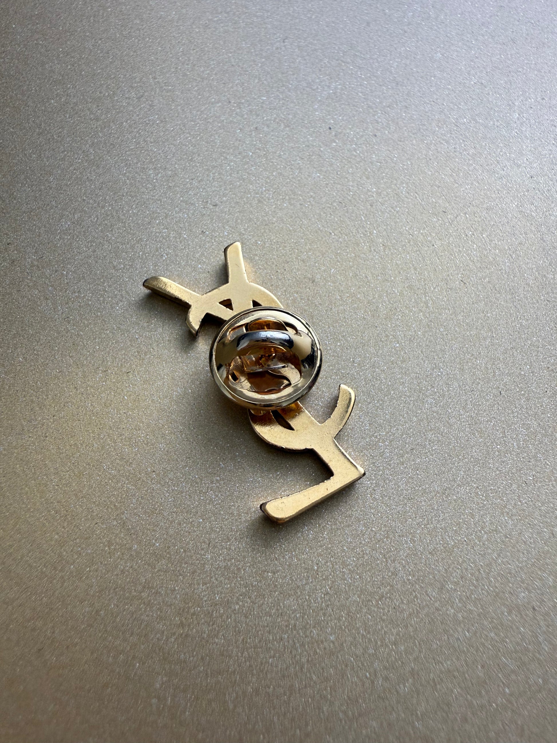 YSL - Golden pin