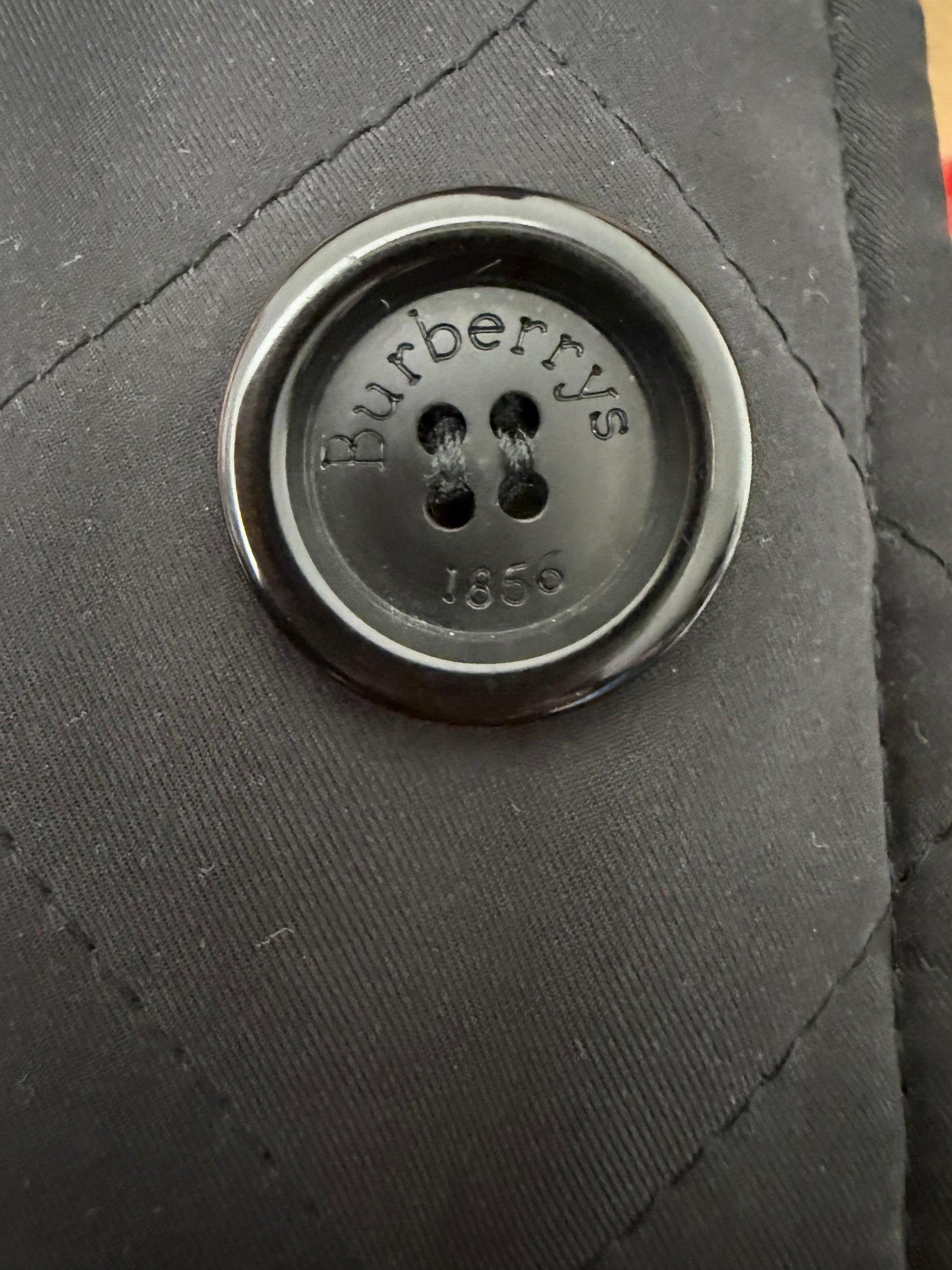 BURBERRY - Padded jacket Black