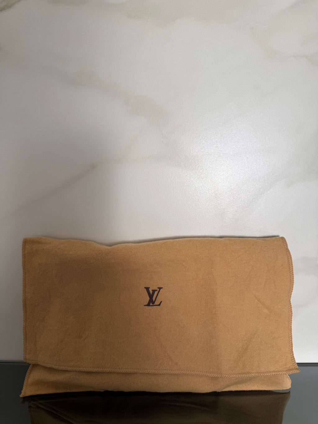 LOUIS VUITTON - Pochette Canvas