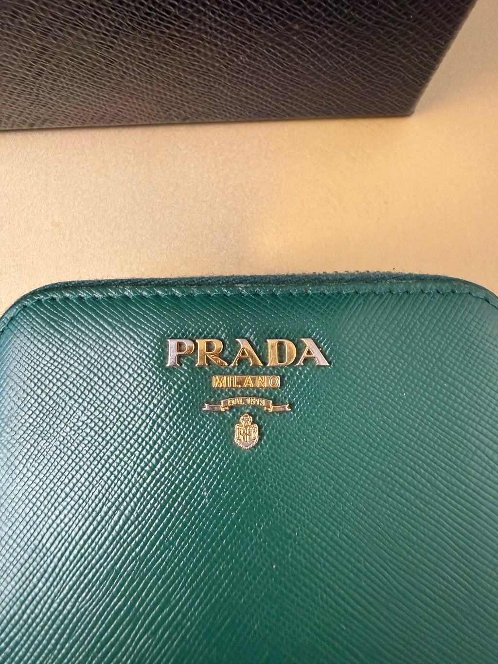 PRADA - Small wallet