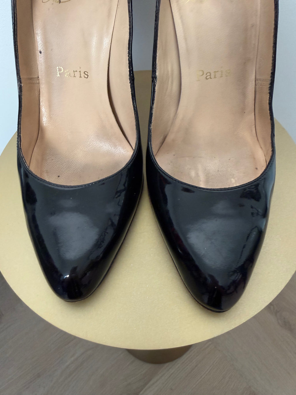 CHRISTIAN LOUBOUTIN - Patent leather pumps