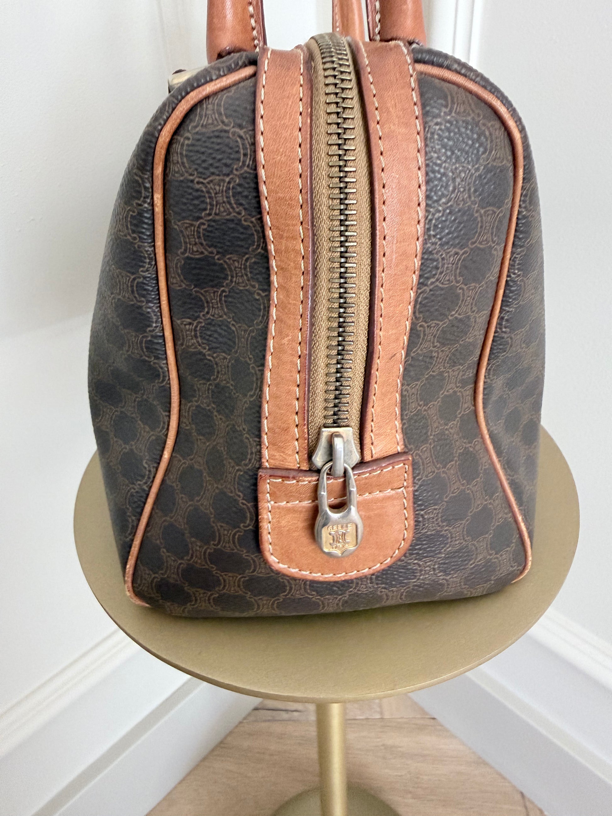 CELINE - Vintage Triomph Handbag