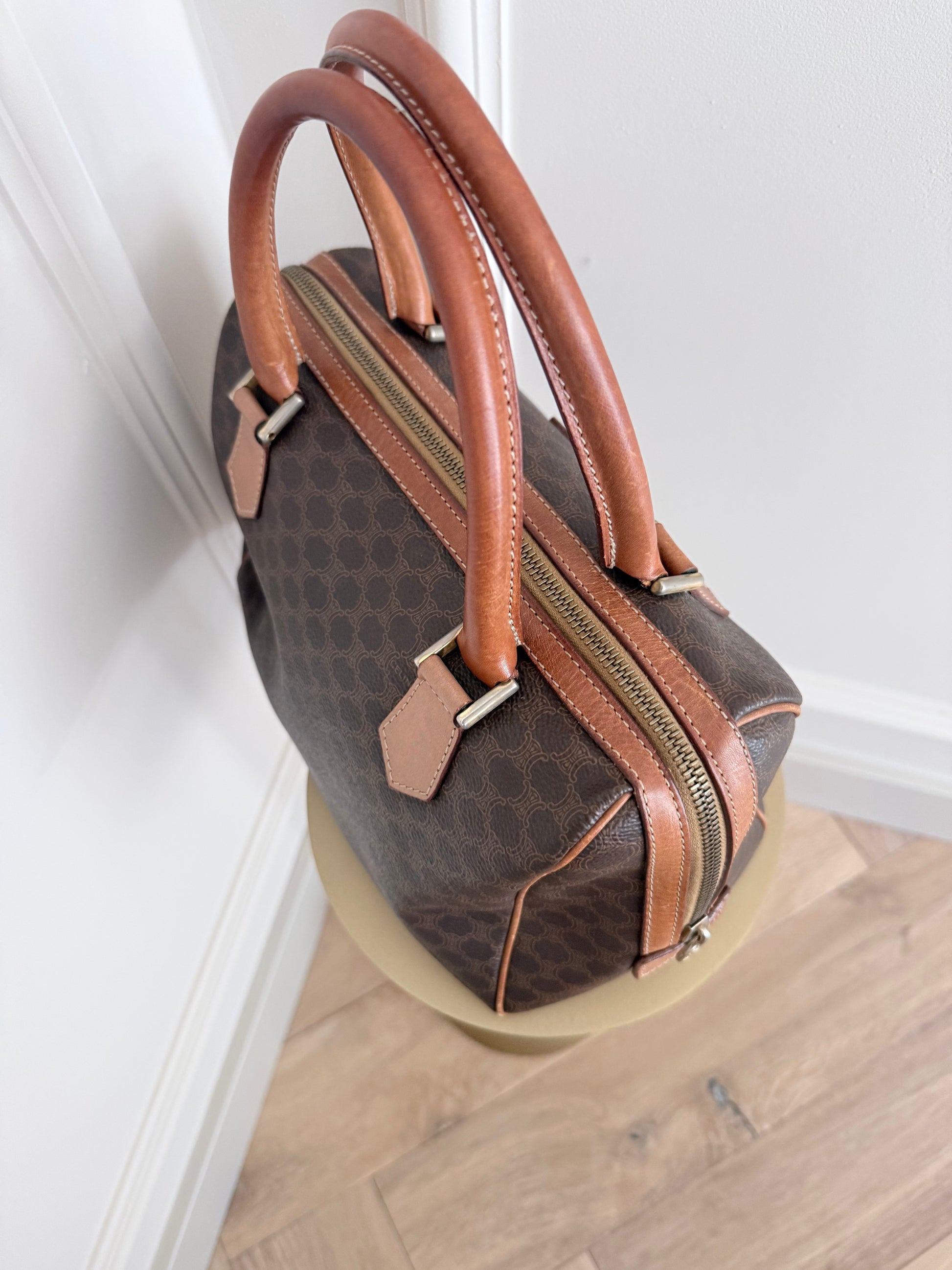 CELINE - Vintage Triomph Handbag