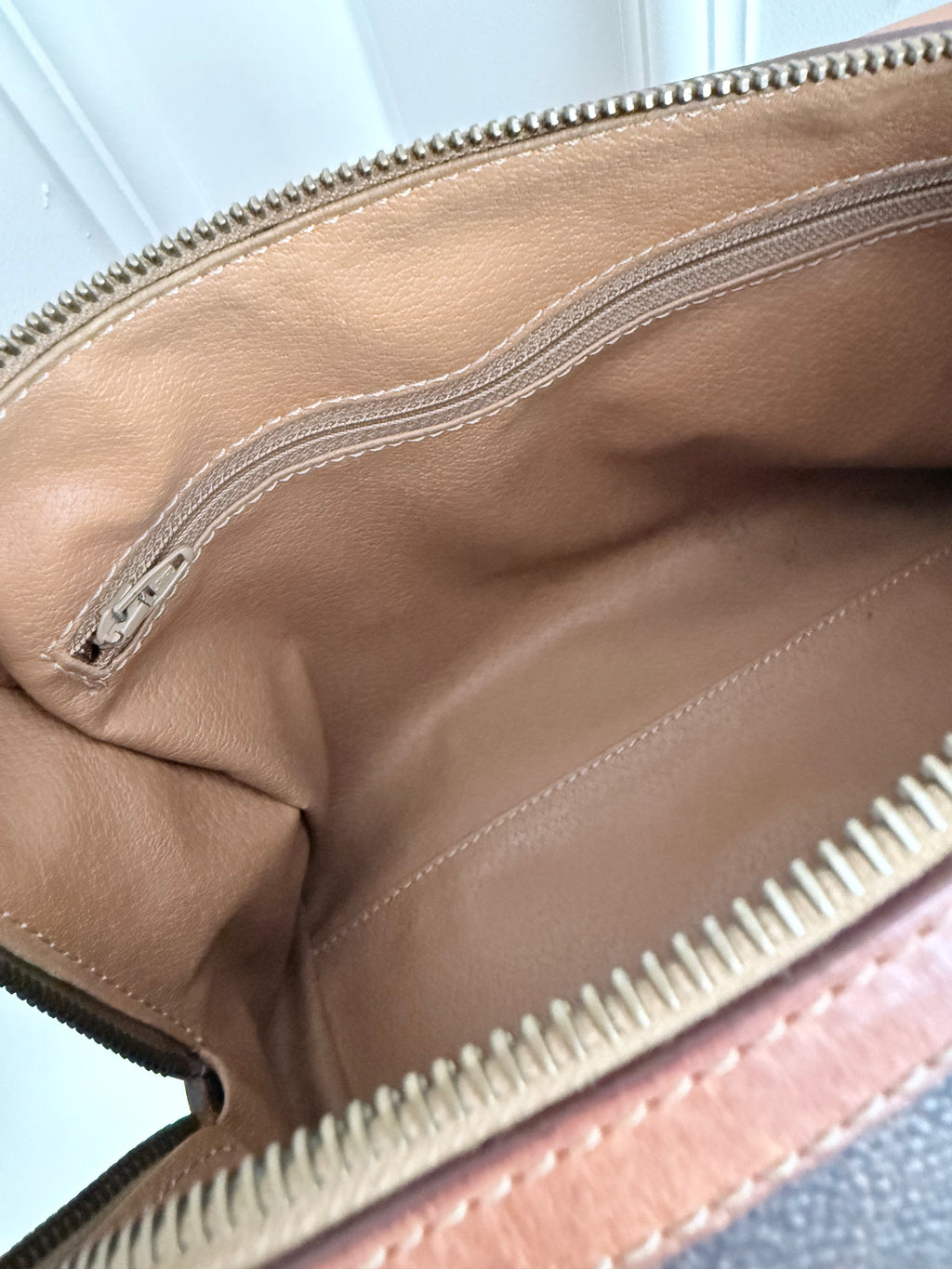 CELINE - Vintage Triomph Handbag