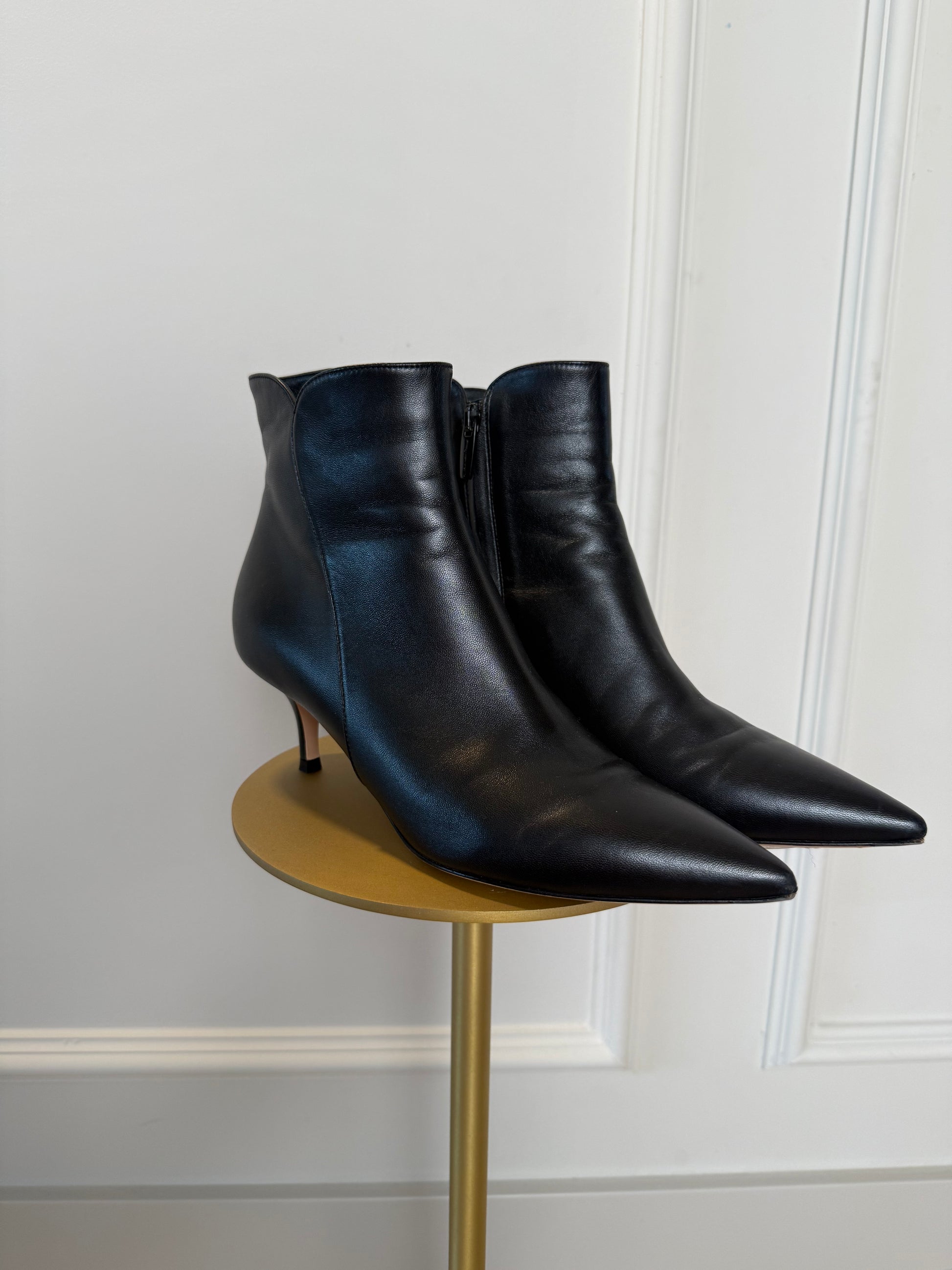 GIANVITO ROSSI - Kittenheel boots