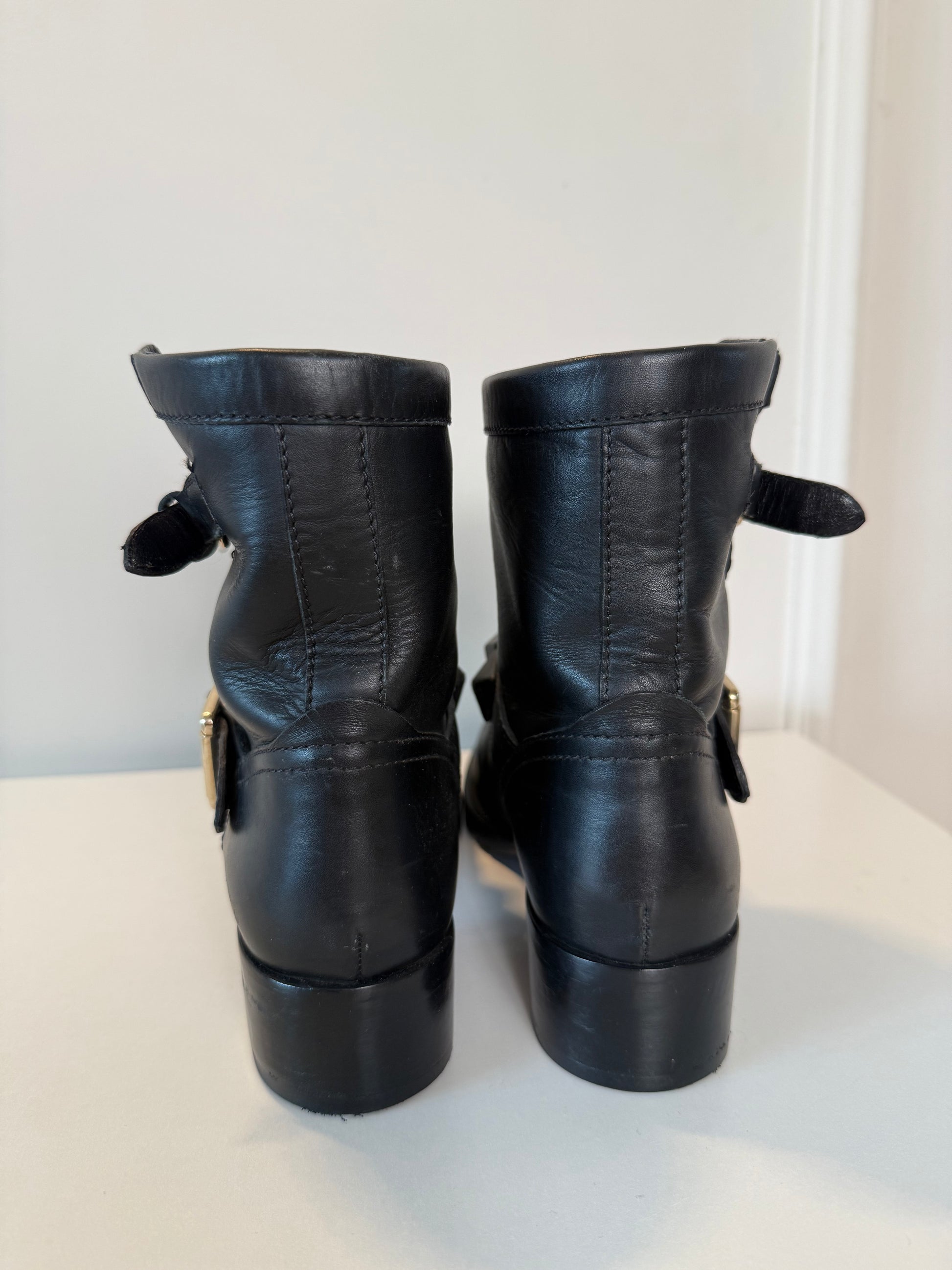 VALENTINO GARAVANI - Studd Boots
